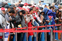 Fãs no pitlane