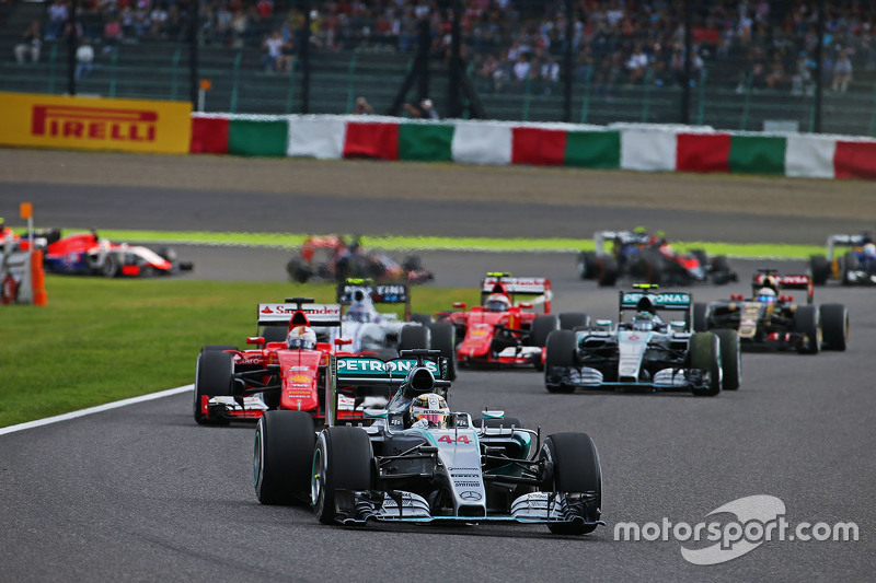 Lewis Hamilton, Mercedes AMG F1 W06 al comando alla partenza della gara