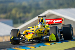 Tom Dillmann, Jagonya Ayam with Carlin
