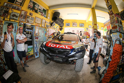 Себастьен Лёб и Даниэль Элена, Peugeot 2008 DKR, Peugeot Sport