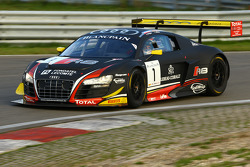 奥迪WRT车队1号奥迪R8 LMS ultra:克里斯托弗赫·麦斯、罗宾·夫林斯