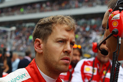 Себастьян Феттель, Ferrari на стартовой решетке