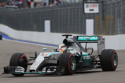 Льюис Хэмилтон, Mercedes AMG F1 W06