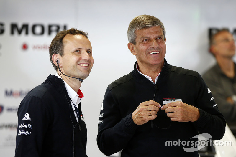 Alexander Hitzinger, LMP1 technical director Porsche Team with Fritz Enzinger, Head of Department LM