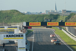 #42 HP Racing Mercedes-Benz SLS AMG GT3: Harald Proczyk, Andreas Simonsen