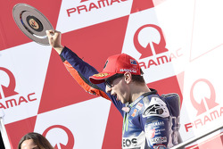 Podio: secondo Jorge Lorenzo, Yamaha Factory Racing