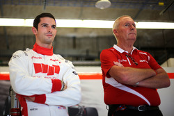 Alexander Rossi, Manor F1 Team e John Booth, Team Principal, Manor F1 Team