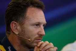 Кристиан Хорнер, руководитель команды Red Bull Racing на пресс-конференции FIA