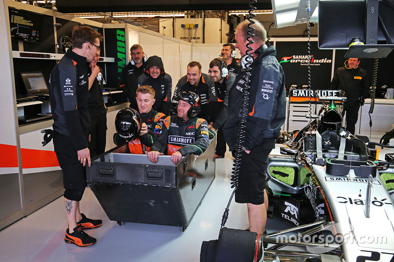 Bastelstunde bei Force India