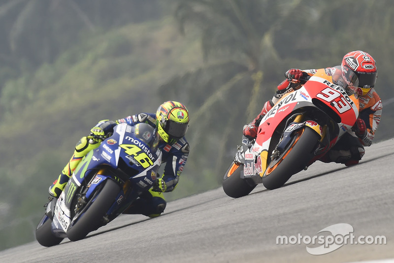 Marc Marquez, Repsol Honda Team; Valentino Rossi, Yamaha Factory Racing