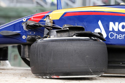 La Toro Rosso endommagée de Max Verstappen
