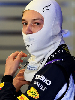Даниил Квят, Red Bull Racing RB11