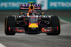 Даниил Квят, Red Bull Racing RB11