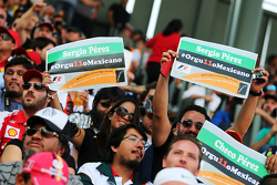 Sergio Perez, Sahara Force India F1, Fans auf den Tribünen