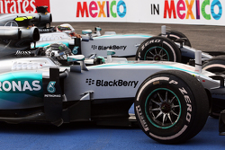 Race winner Nico Rosberg, Mercedes AMG F1 W06 and second placed team mate Lewis Hamilton, Mercedes AMG F1 W06 in parc ferme