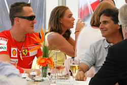 Michael Schumacher, Test Driver, Scuderia Ferrari with Nelson Piquet