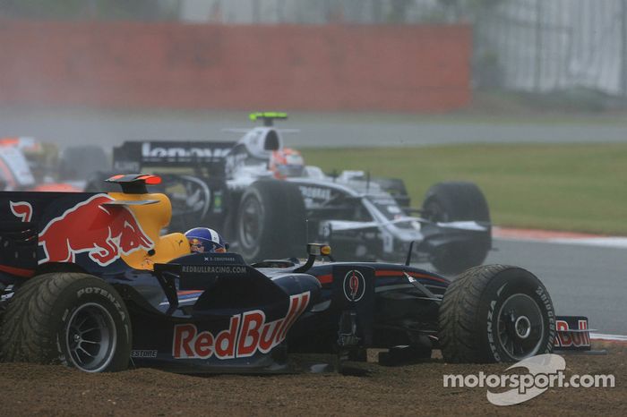 David Coulthard, Red Bull Racing, RB4 y Sebastian Vettel, Scuderia Toro Rosso, STR03 choque