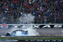 Ganador de la carrera  Jimmie Johnson, Hendrick Motorsports Chevrolet