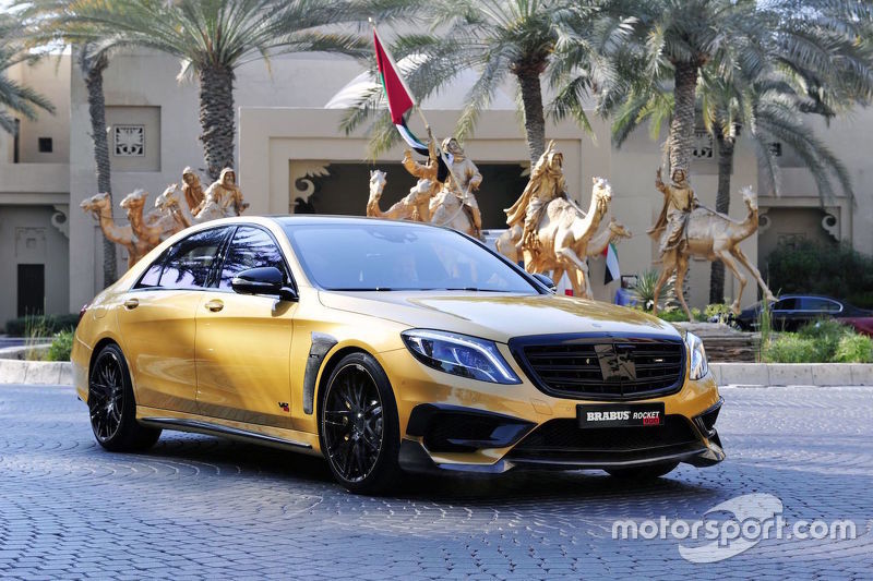 Brabus Rocket 900 Desert Gold Edition voorstelling