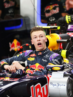 Даниил Квят, Red Bull Racing RB11