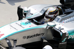 Tweede plaats Lewis Hamilton, Mercedes AMG F1 W06 in parc ferme