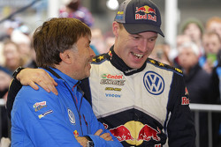 Йост Капіто, Director Volkswagen Motorsport з Ярі-Матті Латвала, Volkswagen Motorsport