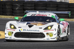 #33 Riley Motorsports SRT Viper GT3-R: Ben Keating, Jeroen Bleekemolen, Marc Miller, Dominik Farnbac