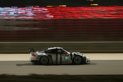 #91 Porsche Team Manthey Porsche 911 RSR : Richard Lietz, Michael Christensen