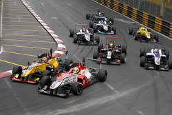 Mitsunori Takaboshi, B-Max Racing Team, Dallara Toyota; Yuhi Sekiguchi, B-Max Racing Team, Dallara T