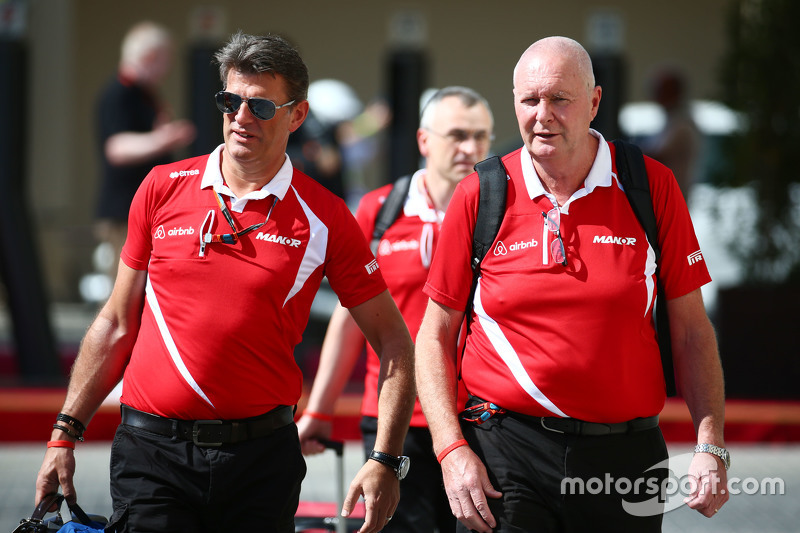 Graeme Lowdon, Manor Marussia F1 Team, Geschäftsführer, mit John Booth, Manor Marussia F1 Team, Team