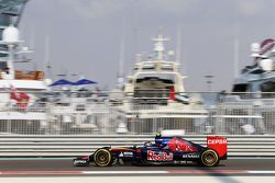 Carlos Sainz Jr., Scuderia Toro Rosso STR10