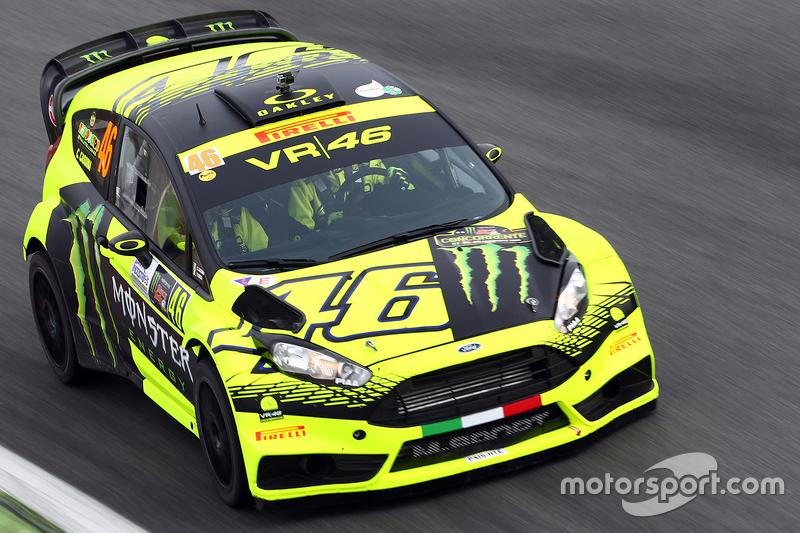 Valentino Rossi und Carlo Cassina, Ford Fiesta