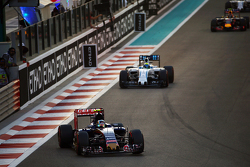 Carlos Sainz Jr., Scuderia Toro Rosso STR10