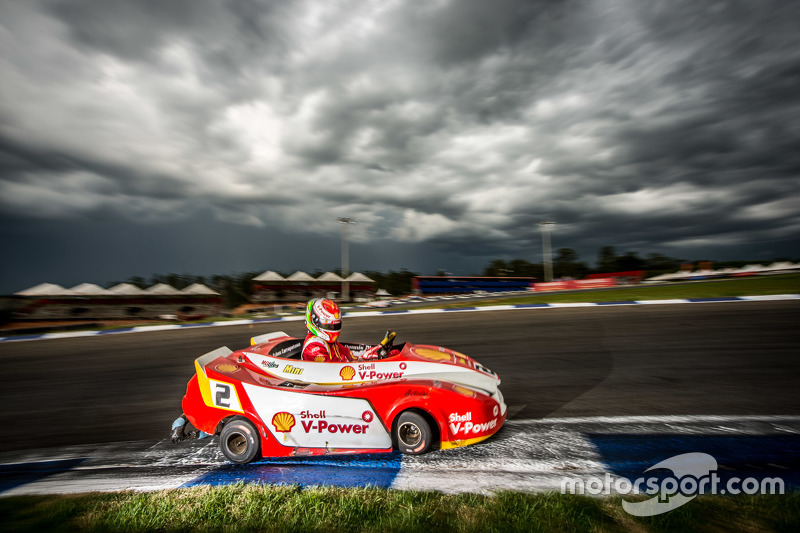 Nuvens se aproximam do kartódromo de Limeira