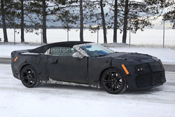 2017 Chevrolet Camaro ZL1 Convertible spyfoto
