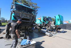 Team de Rooy, i meccanici a lavoro