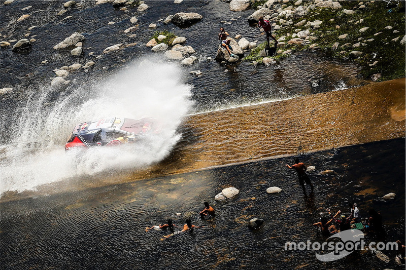 Dakar 2016 : Stéphane Peterhansel et Jean-Paul Cottret (Peugeot)