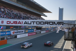 Checkred Flag for #19 Belgian Audi Club Team WRT Audi R8 LMS: Michael Meadows, Stuart Leonard, Laurens Vanthor