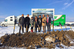 Juncos Racing з легкістю оброблюють землю
