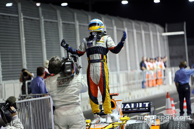 Sieger Fernando Alonso, Renault F1 Team