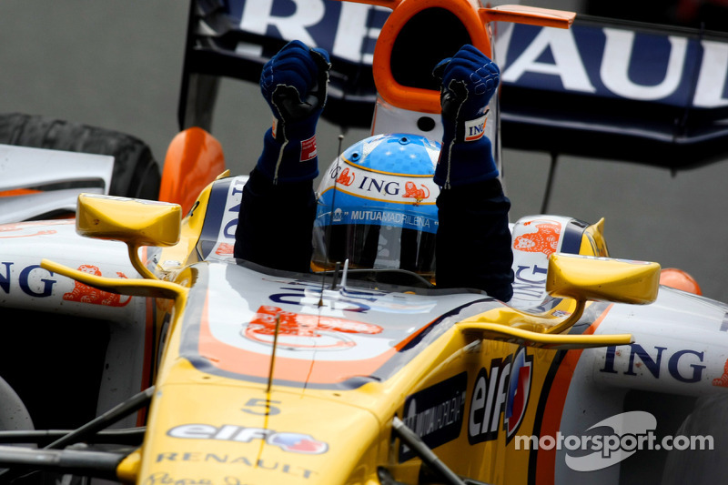 Ganador de la carrera que Fernando Alonso celebra