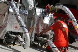 Derrick de ravitaillement Ferrari