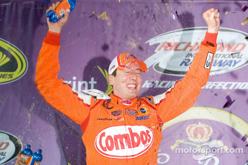 2009, Richmond 1: Kyle Busch (Gibbs-Toyota)