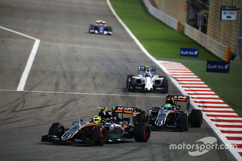 Sergio Perez, Sahara Force India F1 VJM09 y Nico Hulkenberg, Sahara Force India F1 VJM09