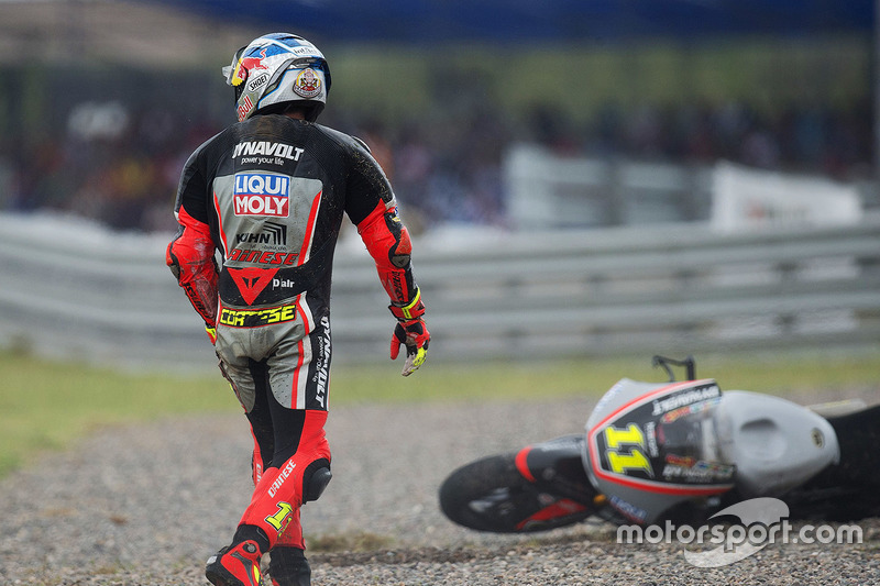Sandro Cortese – Sturz Moto2