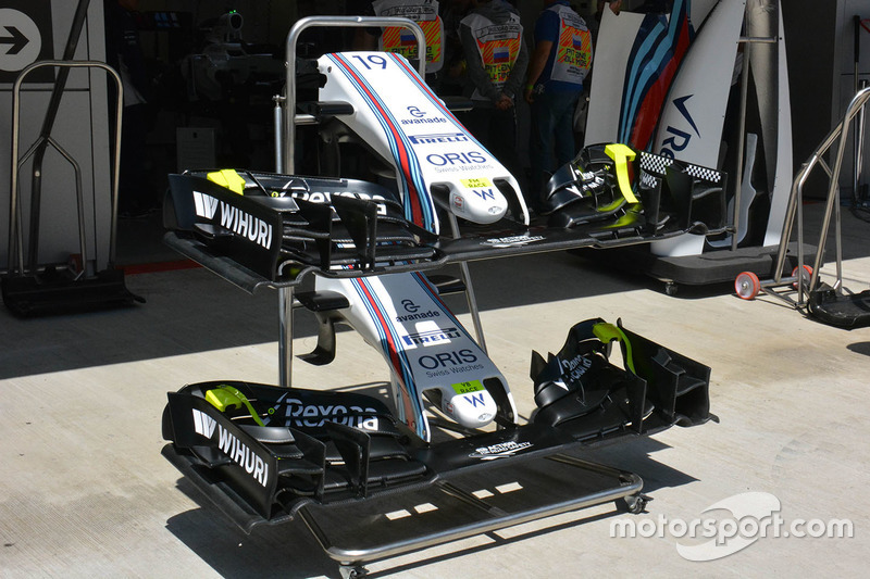 Williams FW38, nuova ala anteriore