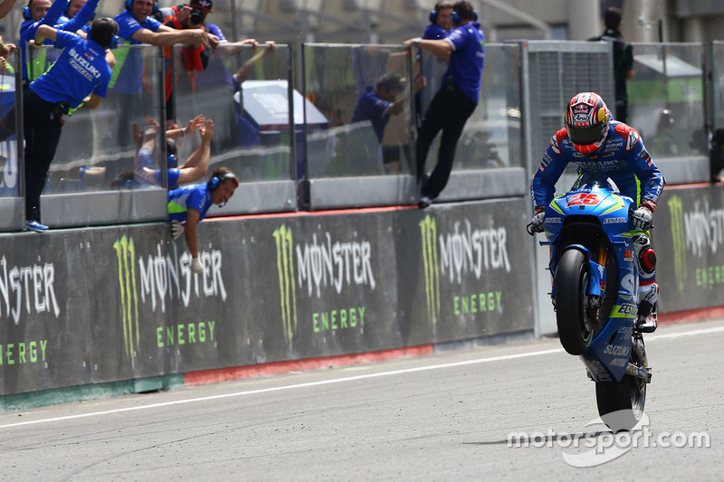 Tercer clasificado Maverick Viñales, Team Suzuki MotoGP