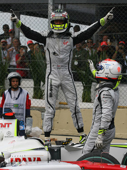 Jenson Button, BrawnGP remporte le championnat du monde avec Rubens Barrichello, BrawnGP