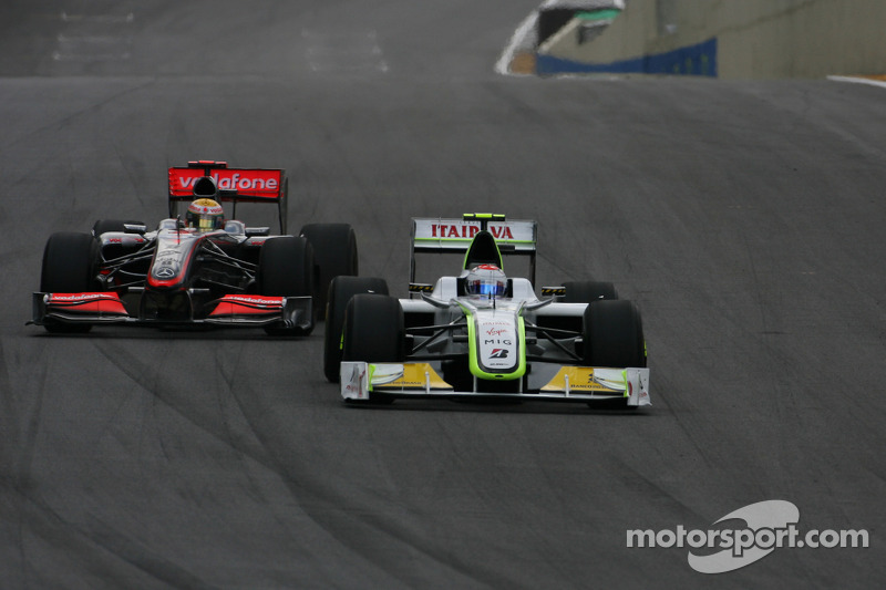 Rubens Barrichello Brawn Gp And Lewis Hamilton Mclaren Mercedes