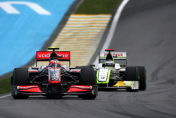Хейкки Ковалайнен, McLaren Mercedes и Дженсон Баттон, BrawnGP